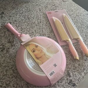 Pink Frying Pan and Knife Set